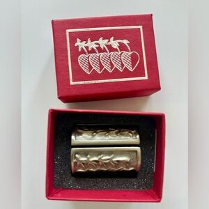 NWOT Pewter card or photo holder. (Box 1)